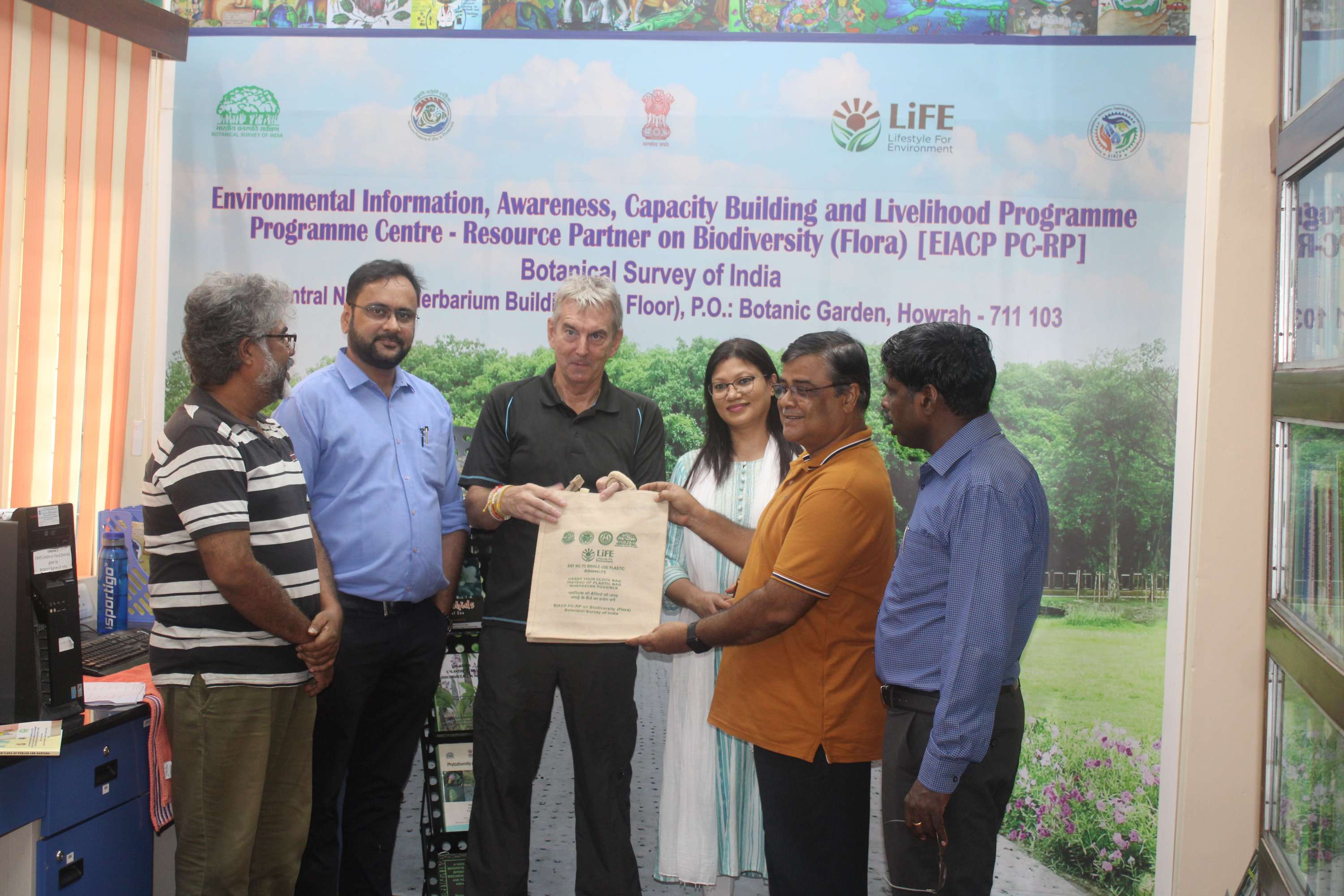 Visit of Mr. Peter Roxburgh